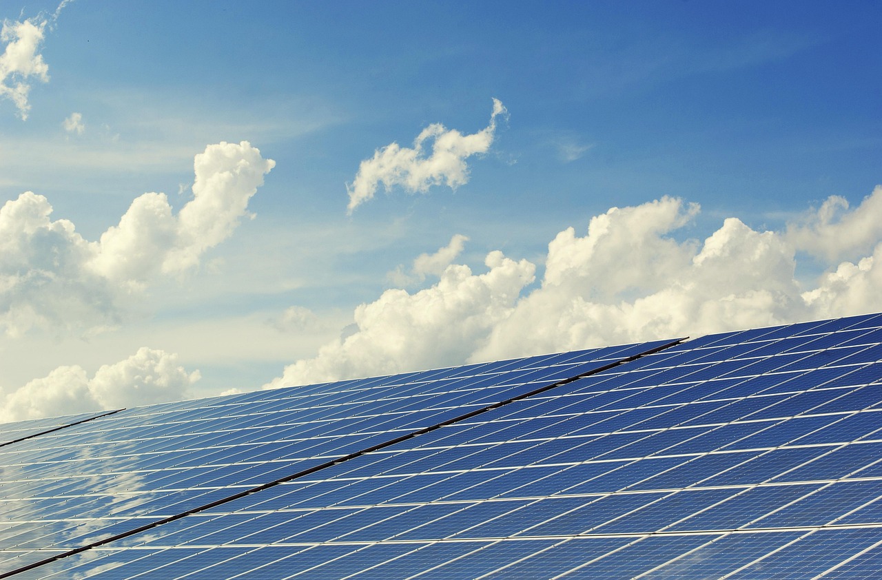 Expert Review of DC Fuses for Photovoltaic Arrays