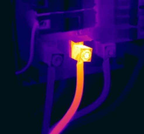 Overheating risk in high current battery terminal connections