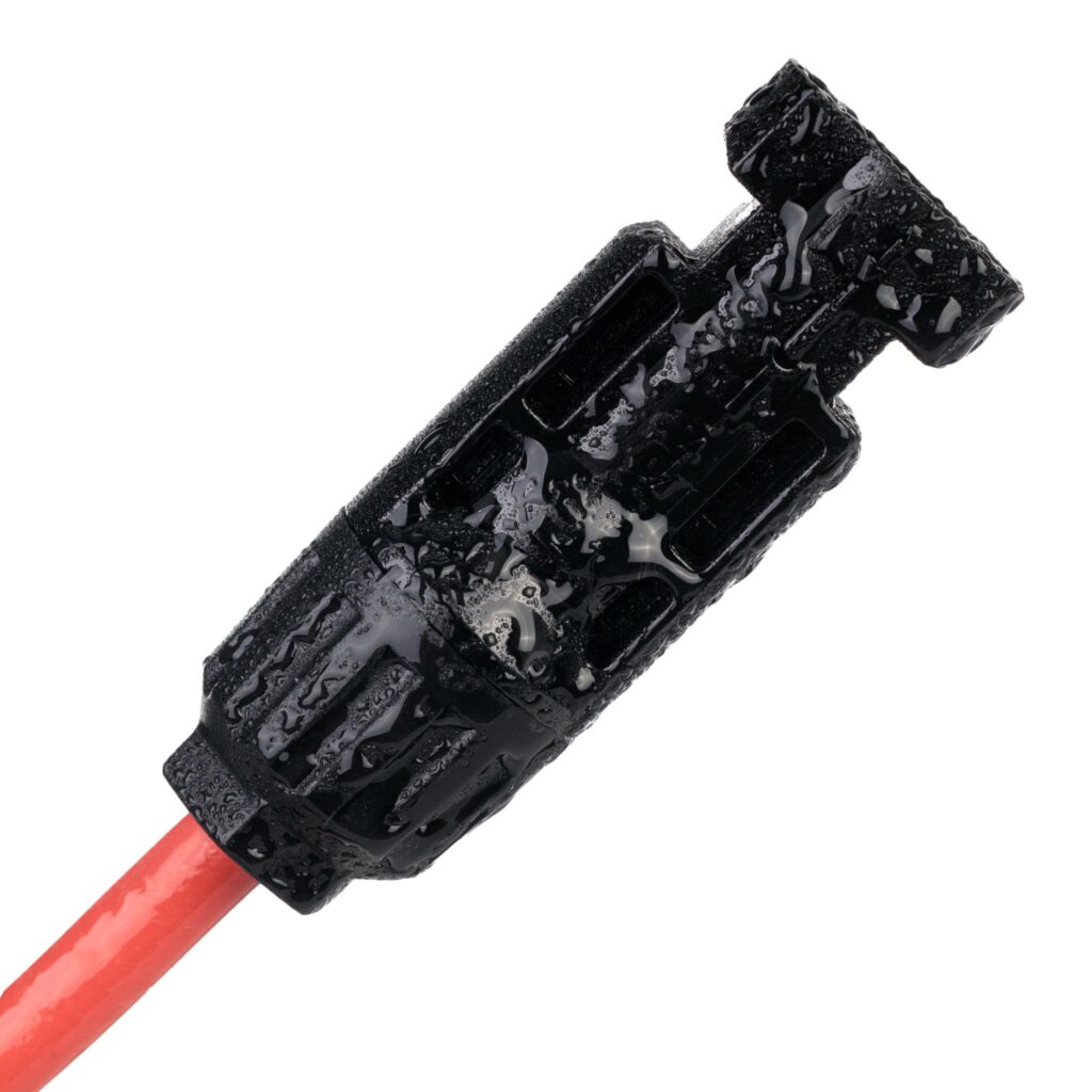 IP67 Waterproof MC4 Connector Testing